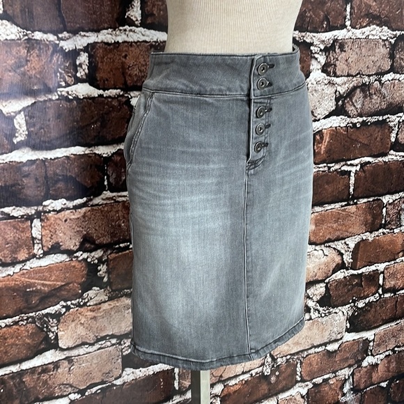 PrAna Jean Skirt Grey Denim Pencil Straight Button Fly Size 2 - Picture 8 of 13